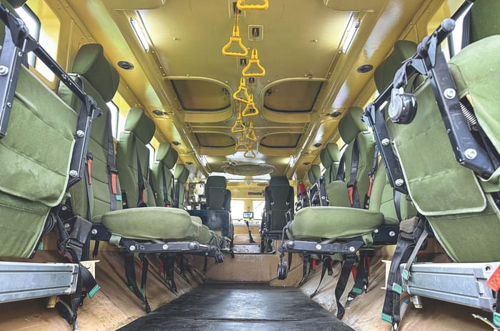 Mercedes G Wagen vs Airavat: Battle Stations 